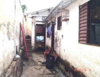 Duas casas com 3 quartos e 2 banheiros em terreno de 176m²