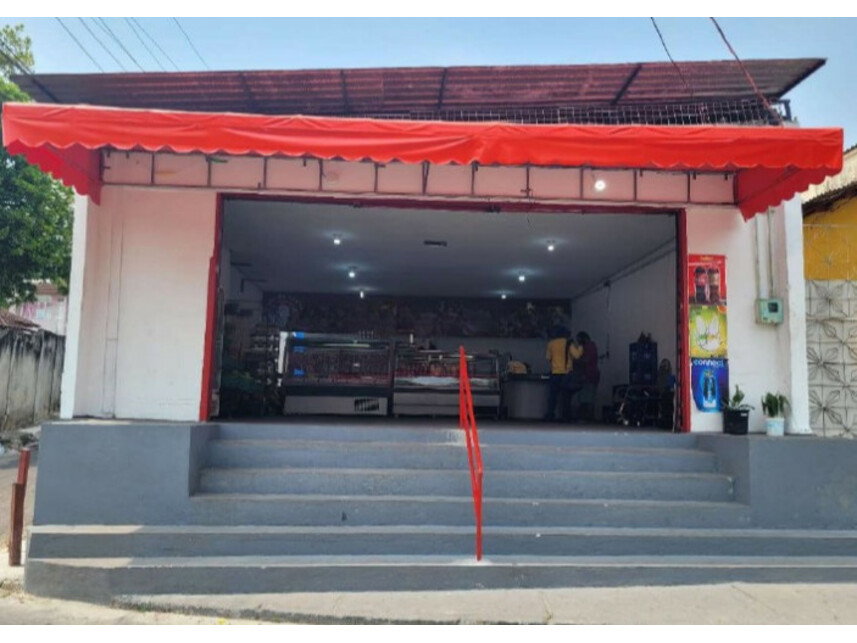 Imóvel Comercial em Leilão com 132m² em Manaus