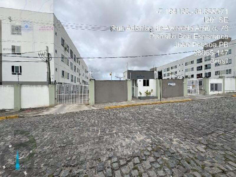 Apartamento 3 Quartos com Varanda e Vaga de Garagem