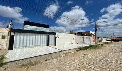 Casa com 415m², 1 vaga, ocupada, em Mossoró/RN