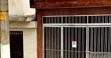 Sobrado com 118m² construídos - Ocupado