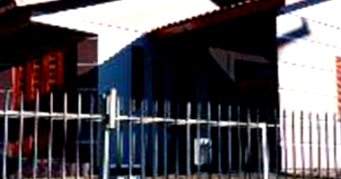 Casa desocupada com 1 vaga e 78,73 m² construída