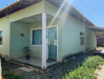 Casa com 3 Quartos e Varanda em Jequitibá