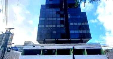 Sala Comercial Elegante com 44m² Privativa, Ocupada e Pronta para Negócios
