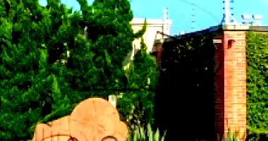 Sobrado Mobiliado em Condomínio de Luxo com 6 Suítes