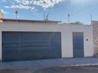 Casa com 167 m² em Carmo do Rio Verde-GO