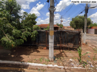 Casa com 91,13m² em terreno de 360m², 2 quartos, desocupada