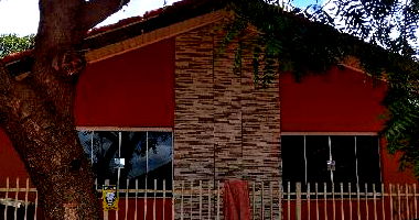 Casa com 2 quartos, 1 banheiro e 1 vaga