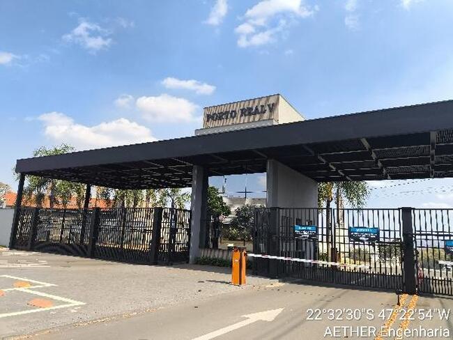 Casa com 3 quartos, 4 banheiros, 1 vaga e 269,64m² privativos