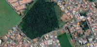 Chácara Apoena com 6 barracões e casa de madeira