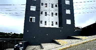 Apartamento com 2 quartos e varanda em Bento Gonçalves/RS