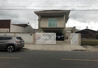 Casa com 3 dormitórios e 3 banheiros no Centro de Garuva/SC