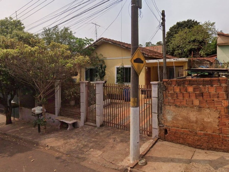 Casa com 118 m², 2 quartos, 1 banheiro, desocupada