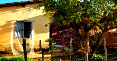 Casa residencial com 1 quarto, 1 banheiro, ocupada, área construída de 61.87m²