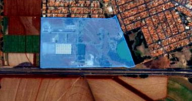 Direitos sobre Área com 37 ha e 24.682 m² (área construída)