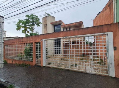 Casa com 269m² de área construída em Mauá/SP