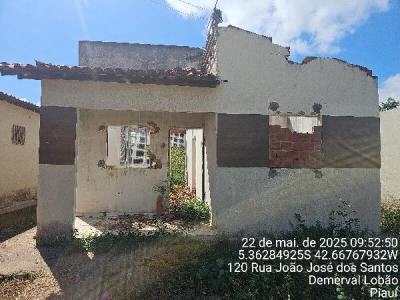 Casa com 2 quartos em Demerval Lobão/PI