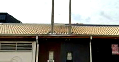 Casa padrão com 1 quarto, 1 banheiro, 1 vaga, 81m² construída, imóvel ocupado