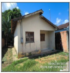 Casa com 2 quartos, 2 banheiros e 60m² de área privativa