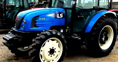 Trator LS Tractor U60 4x4 Ano 2017 Cabinado com Ar Condicionado