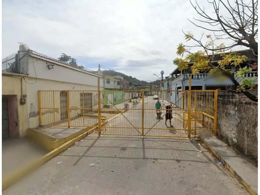 Casa em Leilão com 86,67m² Construída e Terreno de 66,67m²