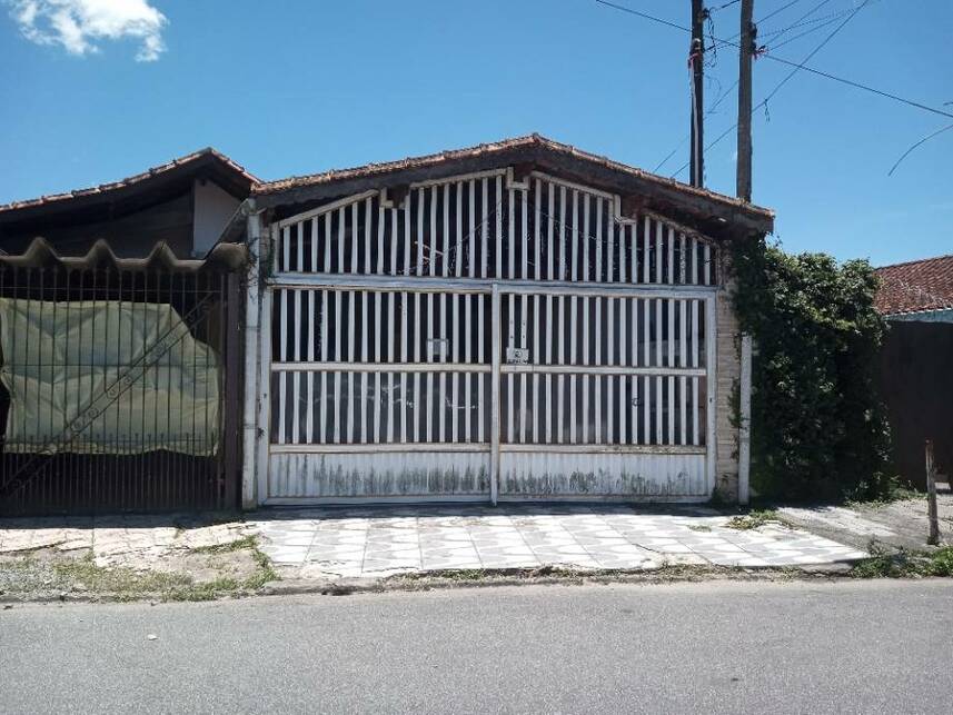 Casa em leilão com 62m² construída em Praia Grande
