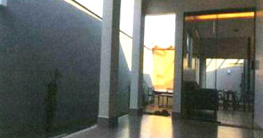 Casa residencial alto padrão com 1 quarto, 1 banheiro e área construída 93m²