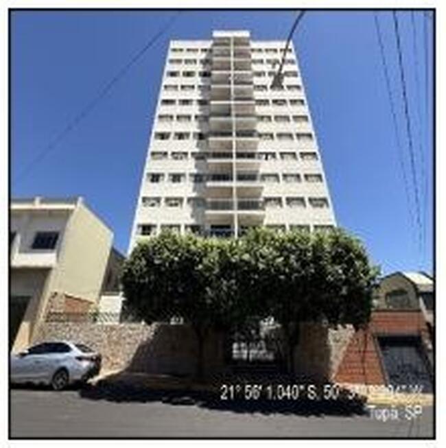 Apartamento com 136,38 m², sem quartos e banheiros informados