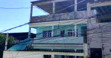 Casa Padrão em São João de Meriti com 351,27m²