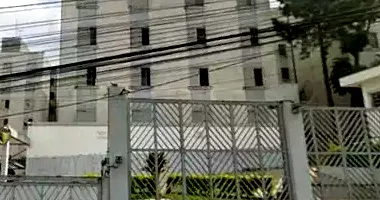 Apartamento Ocupado com 2 Quartos e 1 Banheiro em Leilão