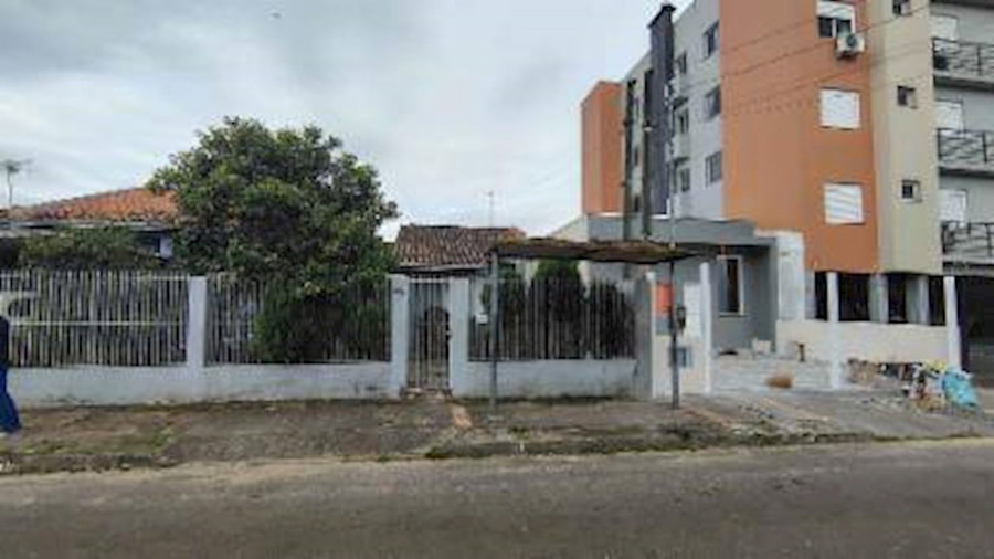Casa com 2 quartos, 1 banheiro, 55,53m² construídos, ocupada