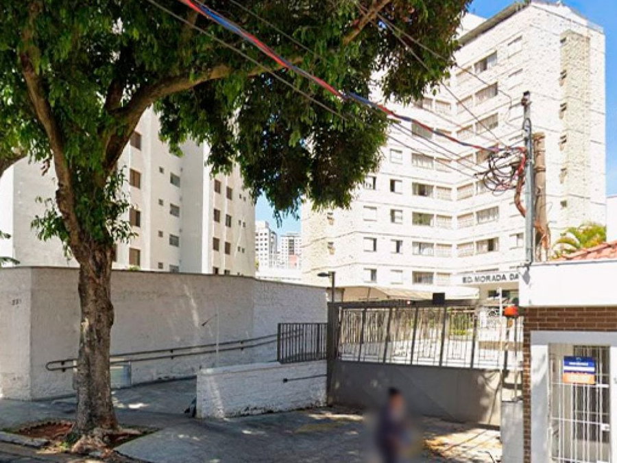 Apartamento com 1 quarto, 1 banheiro e vaga de garagem
