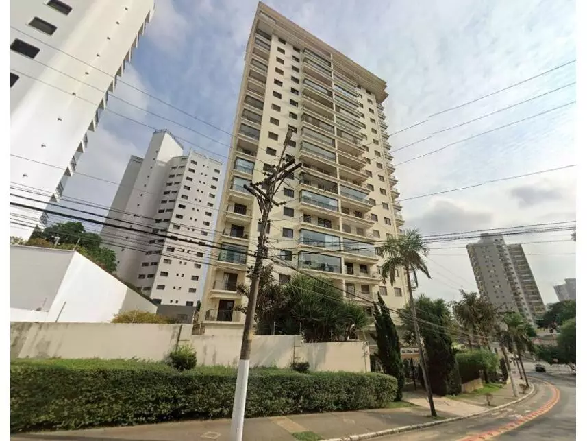 Apartamento 142 com 123,98m² úteis, 1 vaga, 14º andar
