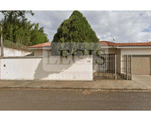 Casa de 213,99m² em terreno de 500m²
