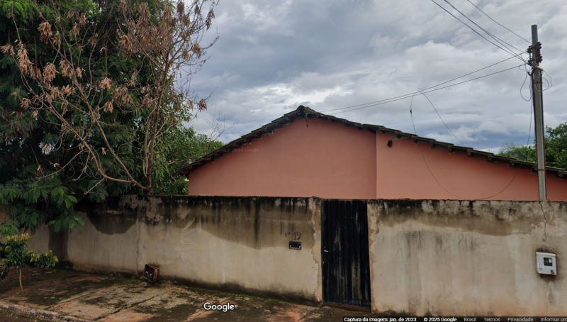 Terreno urbano com benfeitorias em Jataí - Oportunidade única!