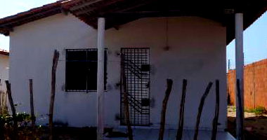Casa com 2 Quartos e Área Privativa em Parnaíba