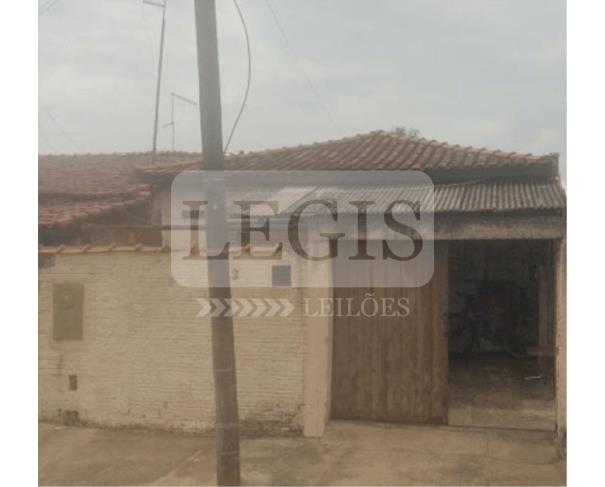 Residência com 154m² de Terreno em Bariri/SP