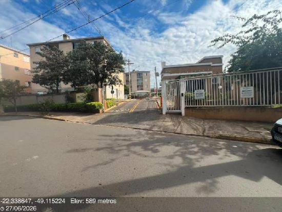 Apartamento com 2 quartos e vaga em Bauru