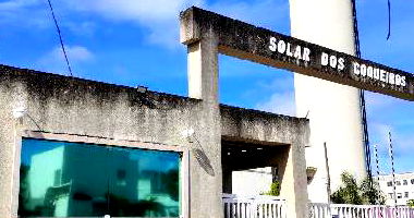 Apartamento com 2 quartos em Camaçari/BA