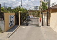 Casa com 2 Quartos, 68 m² Privativos e 70 m² Totais