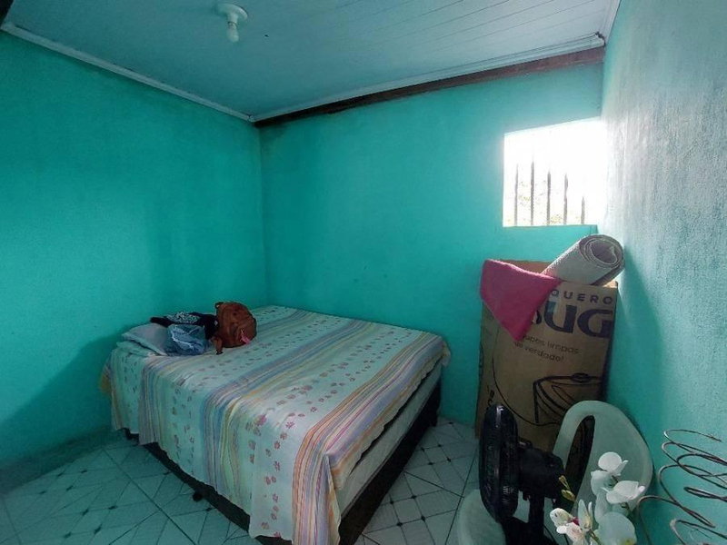 Casa 2 quartos, 1 banheiro, 38m², condomínio, ocupada