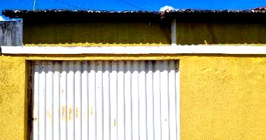 Casa com 2 quartos, 1 banheiro, 76.47m² construída, desocupada