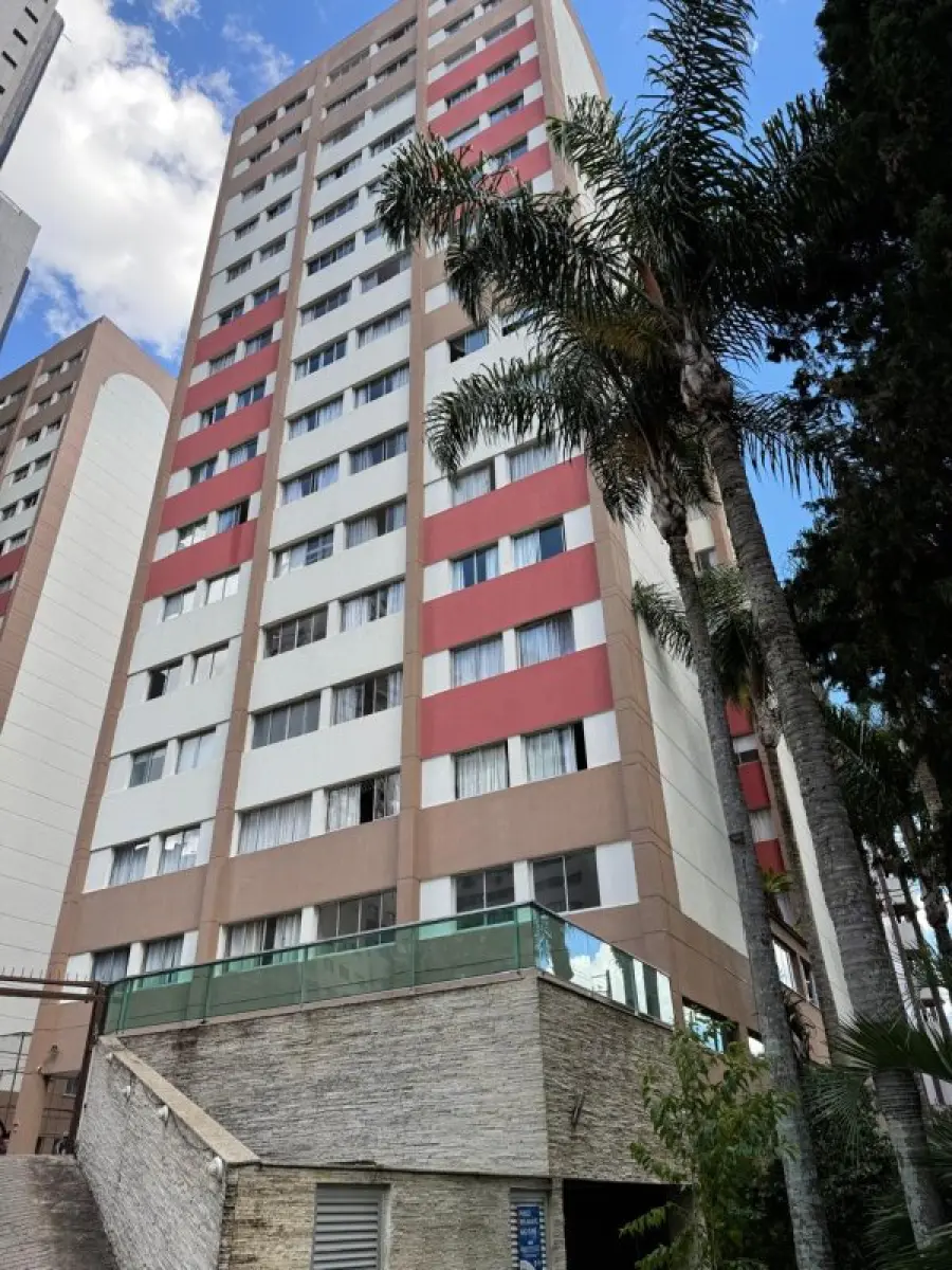 Apartamento em Curitiba - 2 Quartos, 1 Banheiro, 82m²