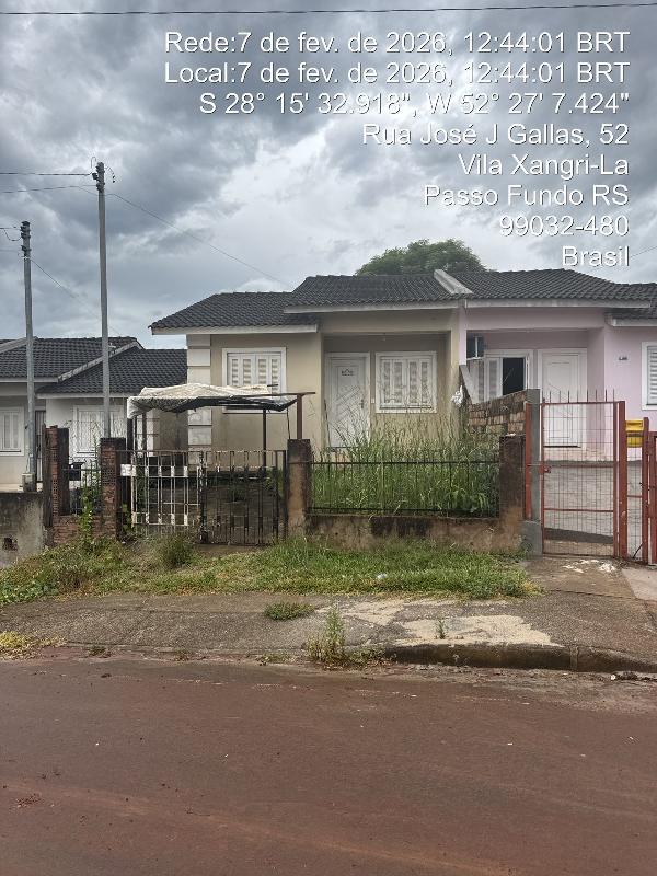 Casa com 2 quartos, 52,8m², terreno 150,3m², desocupada
