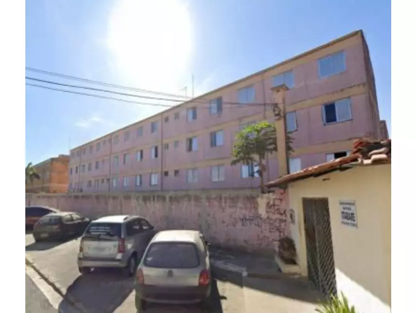 Apartamento com 42,67m² úteis em leilão