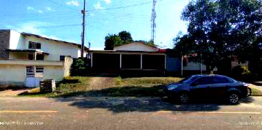 Casa com 3 quartos, 2 banheiros e 173m² construída, ocupada