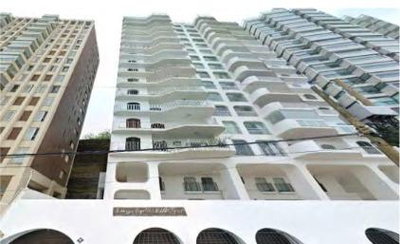 Apartamento com 4 dormitórios e vista para o mar, 144,92 m²