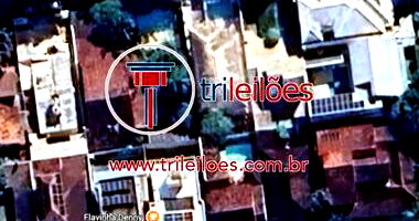 Casa em Jacarepaguá com 352m²