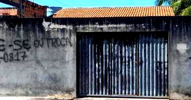 Casa Ocupada com 128m² de Área Construída