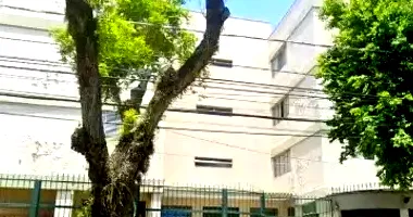 Apartamento 2º andar com 66m² e box de garagem, ocupado